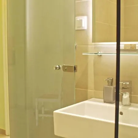 Waterlily Hotel 3*